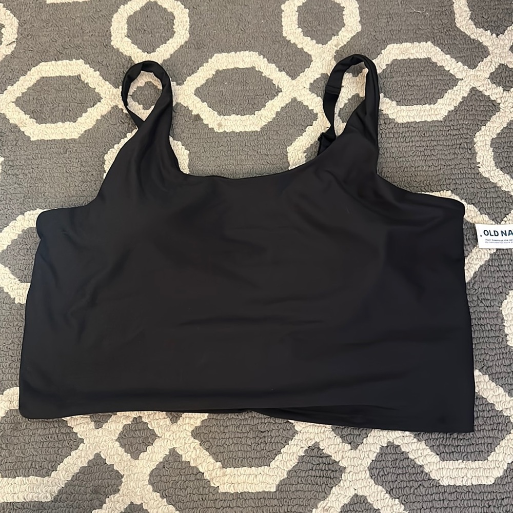 Old Navy women’s power soft athletic croptank top/ built in bra w/pads, size 2X
